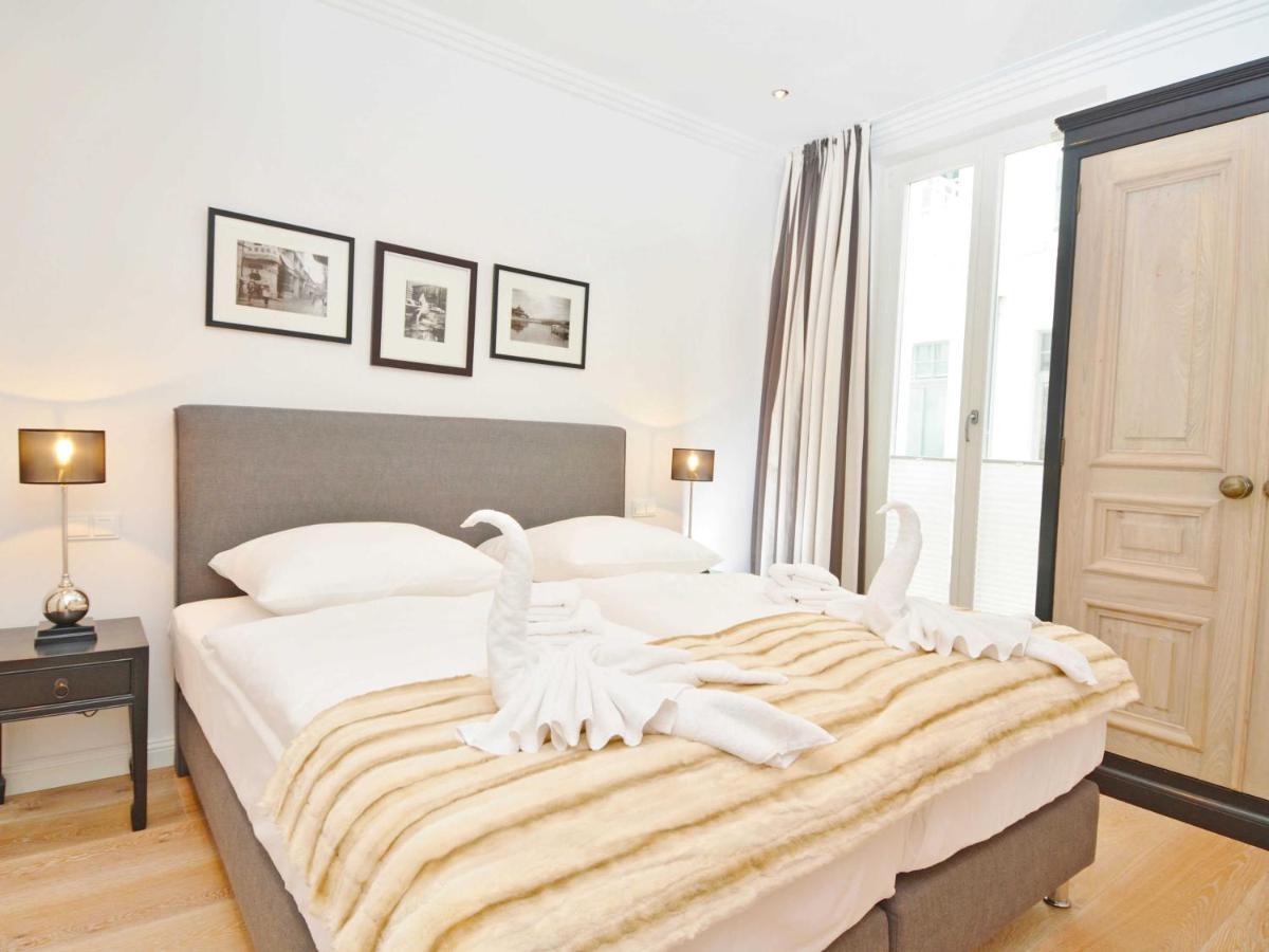 Villa "Johanna" Sellin - Wg13 Mit Kamin Und Zwei Balkonen ภายนอก รูปภาพ