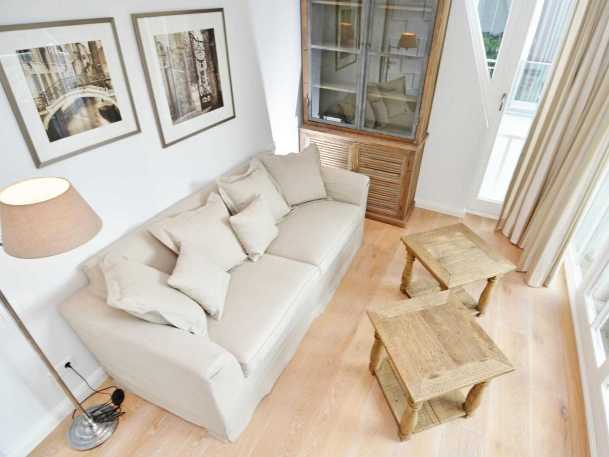 Villa "Johanna" Sellin - Wg13 Mit Kamin Und Zwei Balkonen ภายนอก รูปภาพ